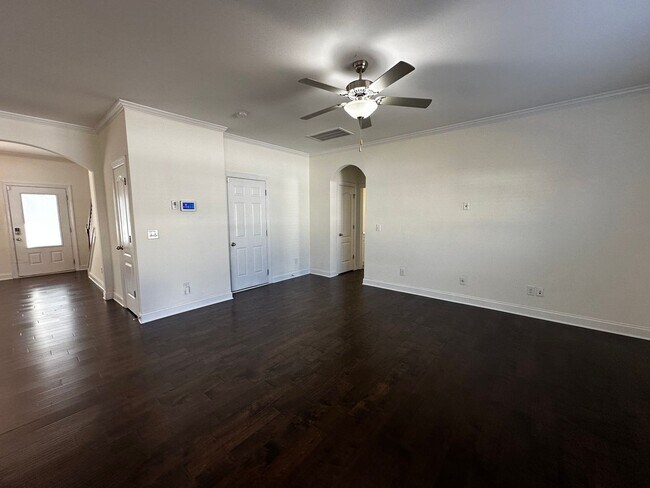 Building Photo - Exclusively Offered By Muse Realty Rentals, LLC