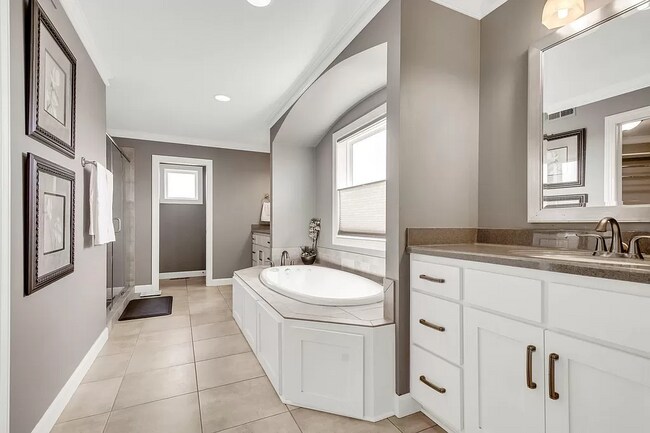 Building Photo - 17659 63rd Pl N