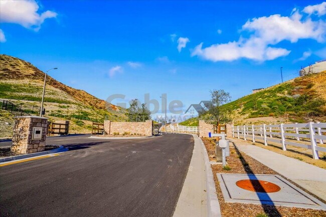 Building Photo - 30000 N Camino los Robles