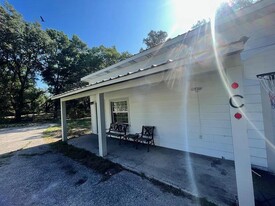 Building Photo - 10307 Timmons Rd