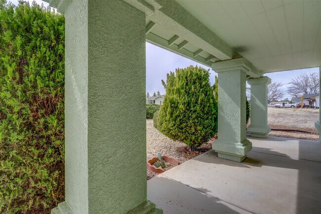 Building Photo - 9440 E Towago Dr
