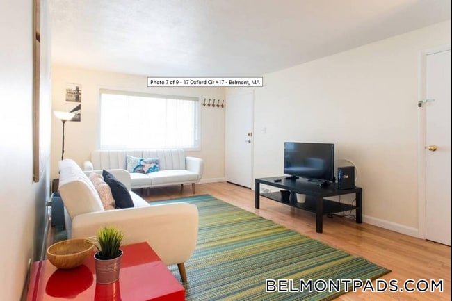 Building Photo - 17 Oxford Cir