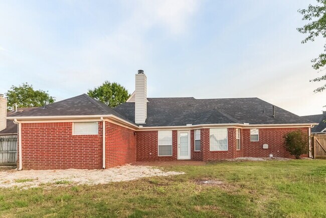 Building Photo - 1053 Green Fern Cove