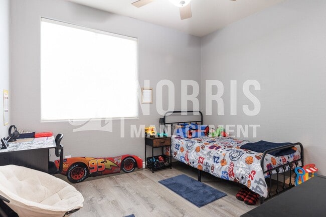 Building Photo - Beautiful Large Home NOT FURNISHED with Pool in Villago Community