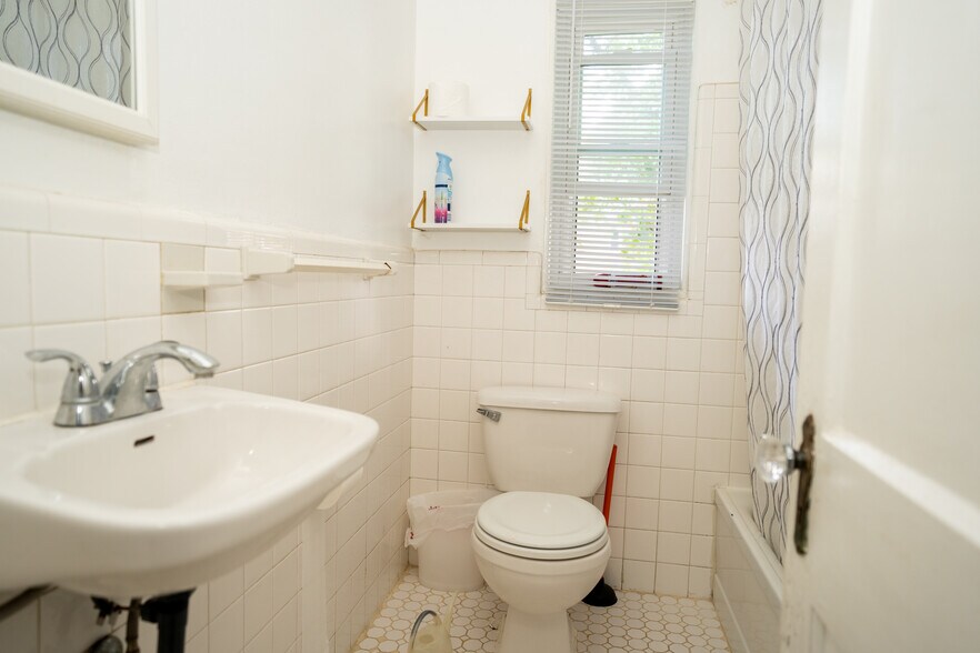 Bathroom other view - 2035 20th Rd N