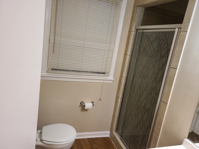 Building Photo - 6604 Birchline Blvd