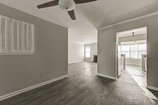 Building Photo - Charming 2BR Condo in Atlanta