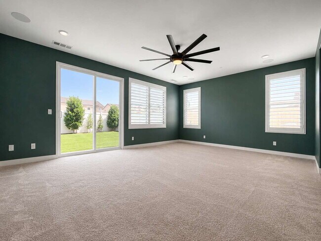 Building Photo - STUNNING 4BD/3BA HOME FOR RENT - SOLAR + EV CHARGING - MENIFEE CA 92584