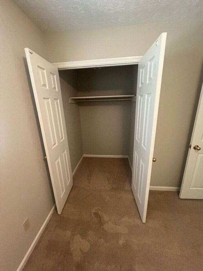 Building Photo - NOW READY in Sugar Hill! 2 bedroom 1 bath ranch duplex!