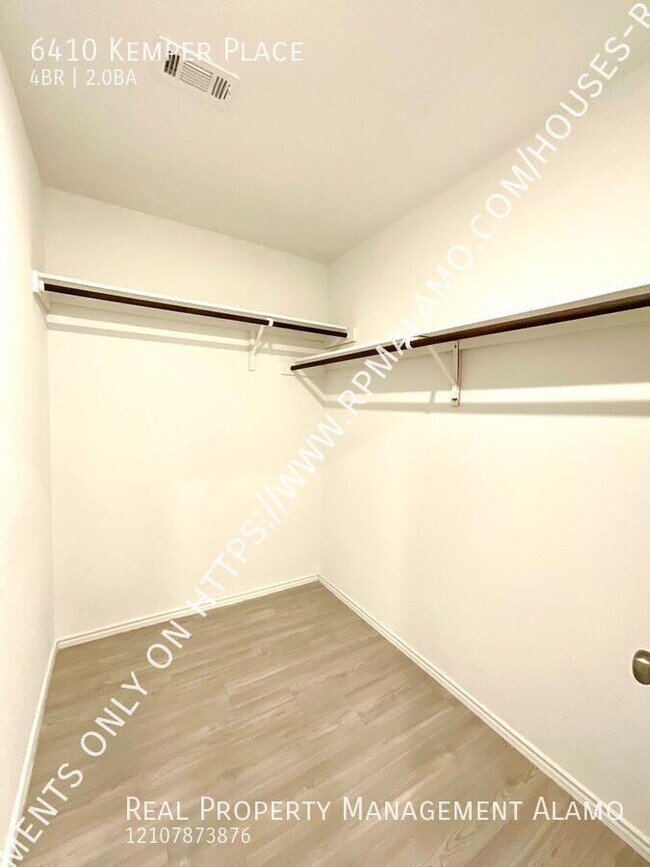 Building Photo - 6410 Kemper Pl