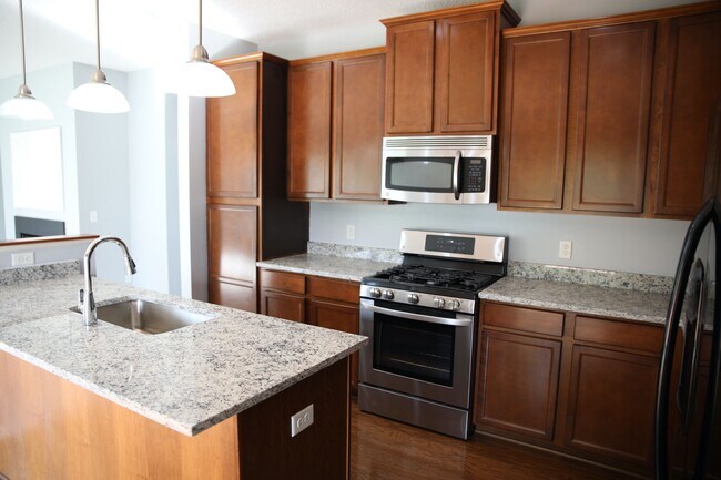 Building Photo - 16513 Dodd Ln