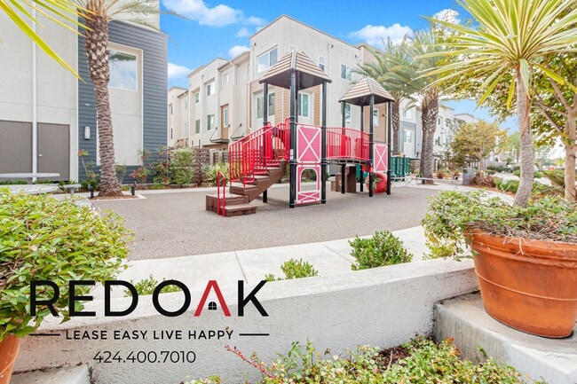 Building Photo - 14430 Strawberry Ln