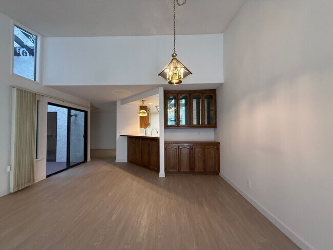 Building Photo - Orcutt Single Story Condo in The Gated Community of Creekridge Villas