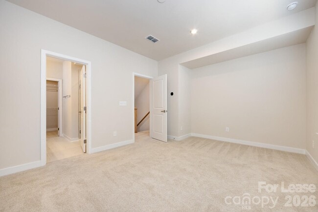 Building Photo - 440 Spearfield Ln