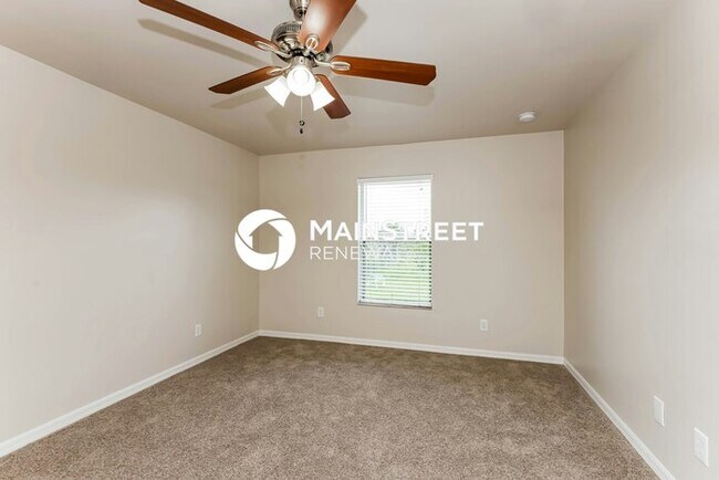 Building Photo - 3 Bedroom Pet-Friendly Home in Lehigh Acres, FL with Main Street Renewal