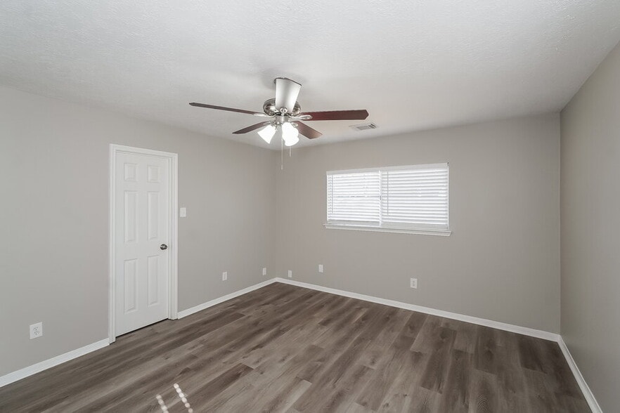 Building Photo - 20618 Oak Limb Ln