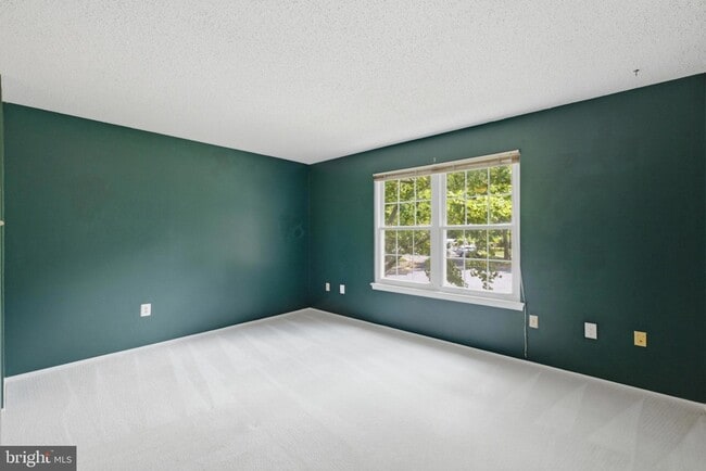Building Photo - 7761 Inversham Dr