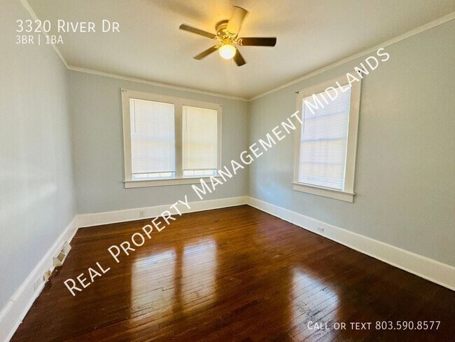 Building Photo - 3320 River Dr