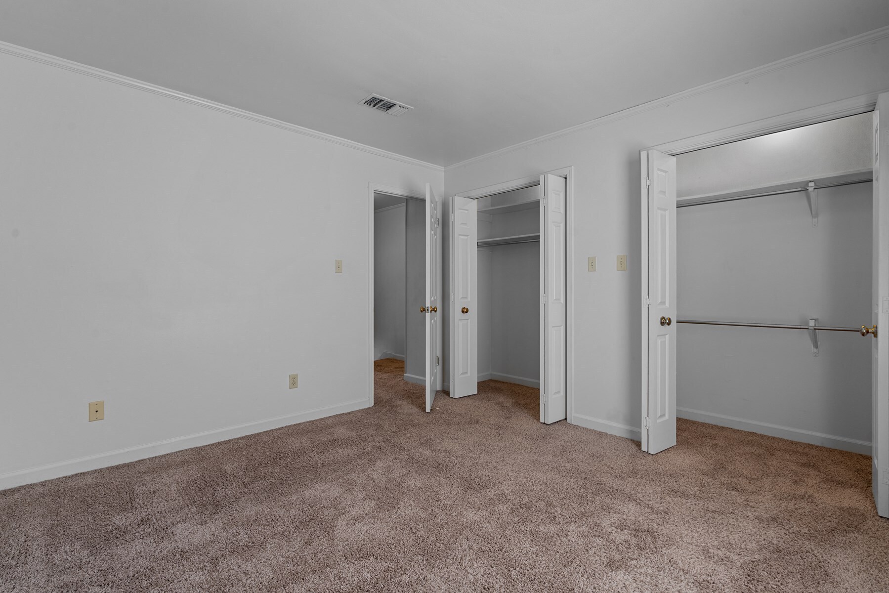 Building Photo - 608 N Jefferson
