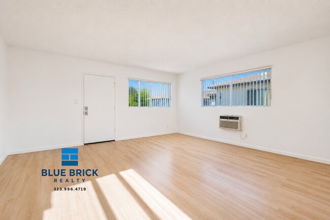 Building Photo - 6929 Whitsett Ave
