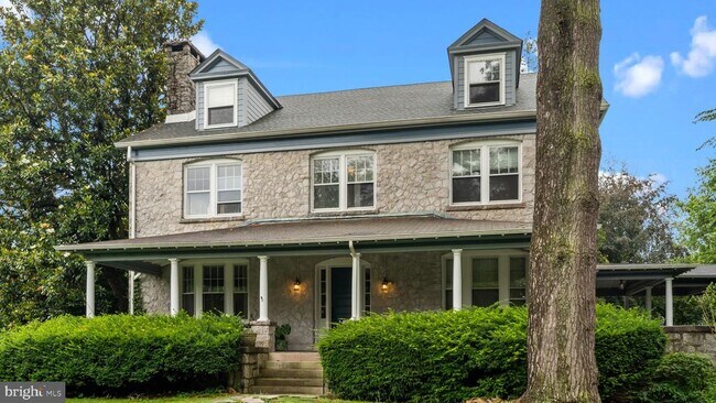 Building Photo - 147 S Delaware Ave