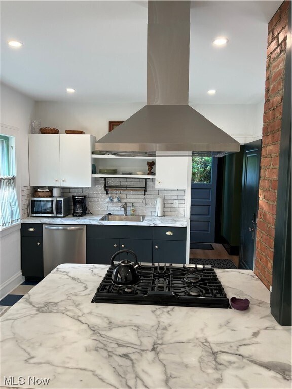 Building Photo - 18914 Mitchell Ave