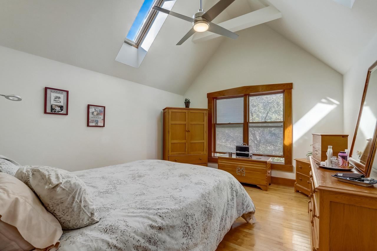 Building Photo - 2114 E Edgewood Ave