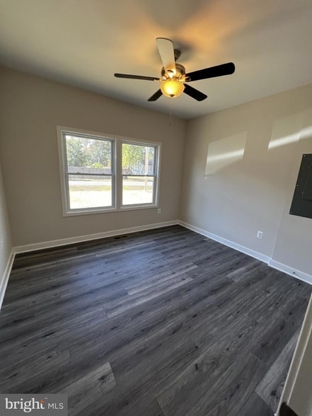 Building Photo - 38 Meadow View Ln