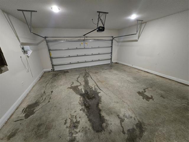 Building Photo - 1805 Acosta Dr