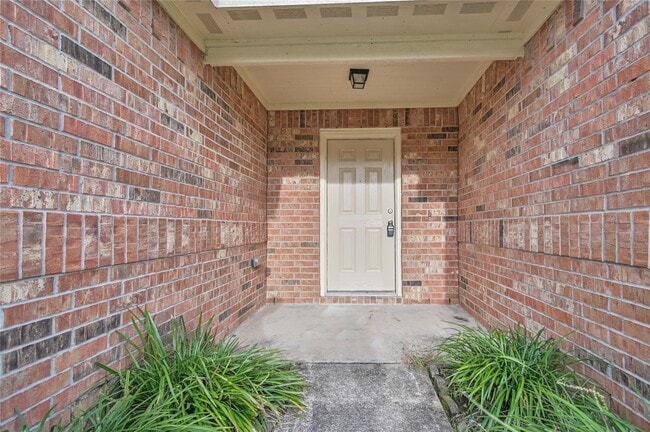 Building Photo - 20330 Louetta Reach Dr