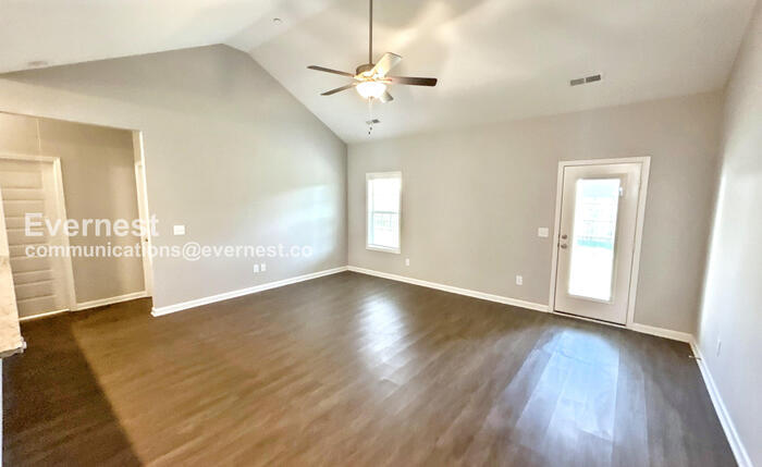 Building Photo - 1024 Echo Rdg Rd