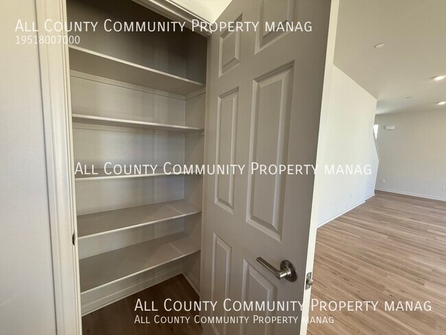Building Photo - 26604 Ashley Rd