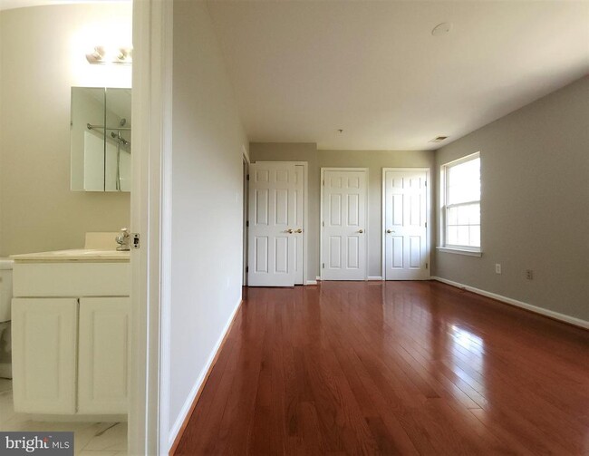 Building Photo - 4605 Snowflower Blvd