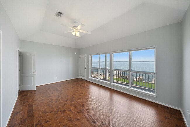 Building Photo - 16 Regency Pt