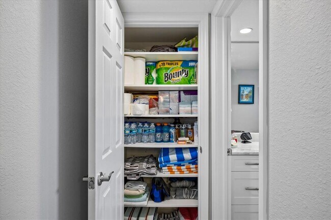 Building Photo - 5200 Brittany Dr S