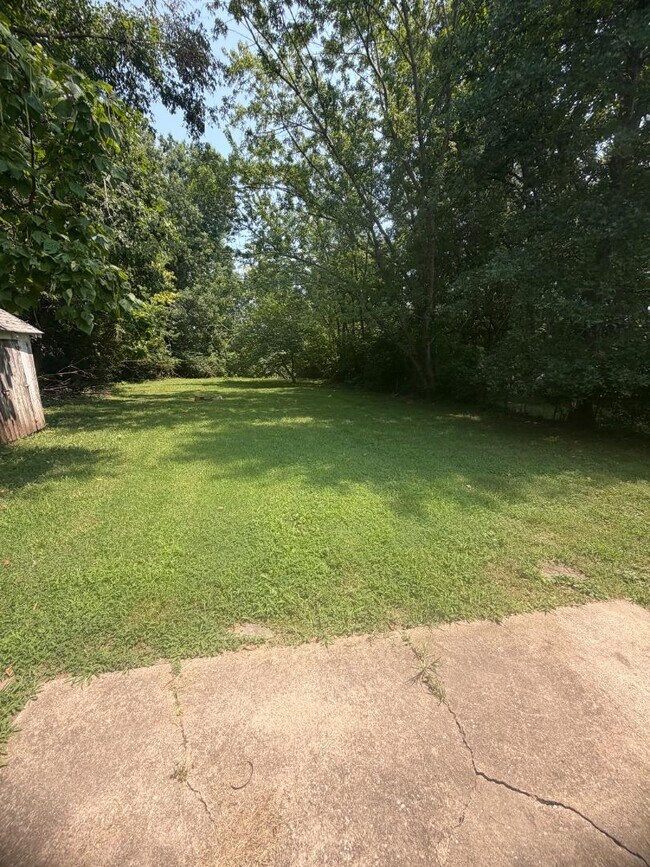 Building Photo - 602 Clinkscales Rd