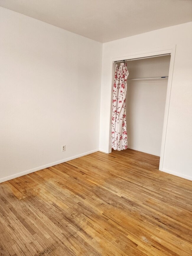 Building Photo - 3 Bedroom Home in The Caminas