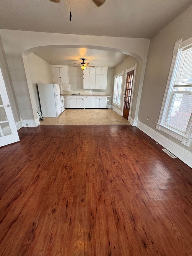 Building Photo - ADI - Kilbourn