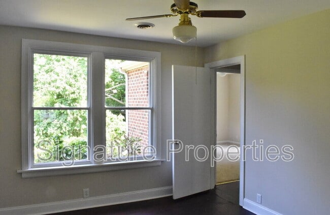 Building Photo - 8304 Michaels Rd