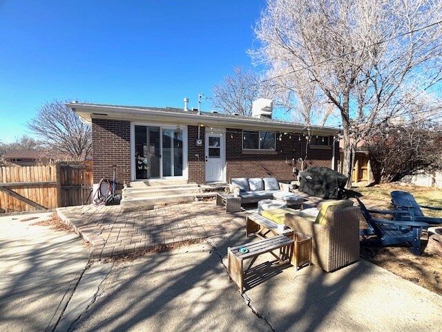 Building Photo - 6174 Otis St