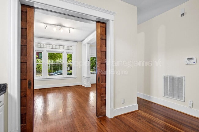 Building Photo - 2314 Floyd Ave