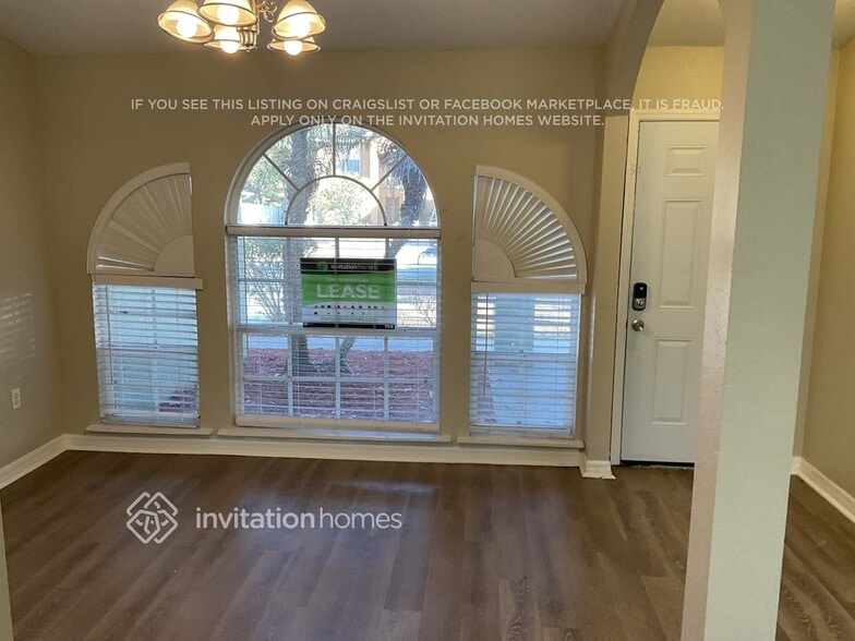 Building Photo - 1014 Heron Ct