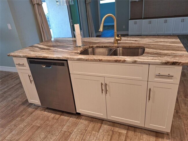 Building Photo - 132 David Blvd