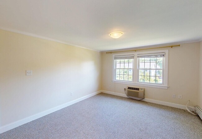 Building Photo - 2 McDewell Ave