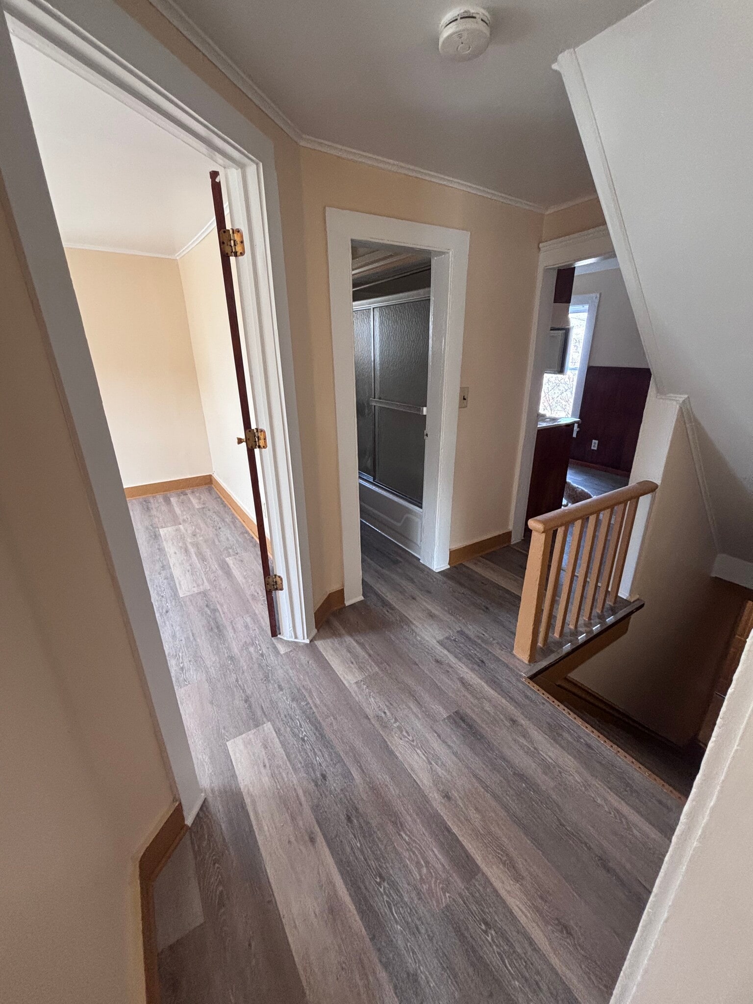 Walkway Area - 140 North Ave