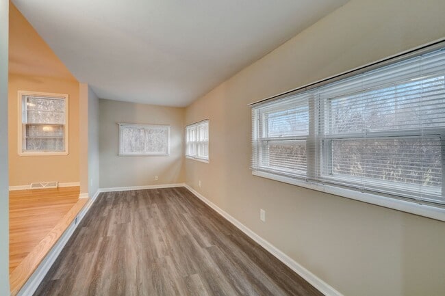 Building Photo - Charming 2BR/2BA Single Family Home!