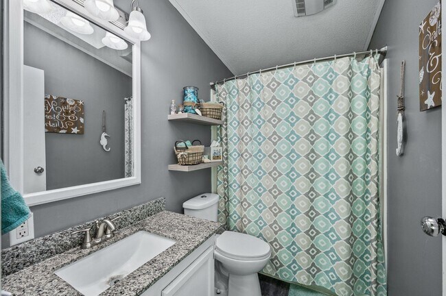 Building Photo - Stunning Rambler on Acreage with Lake Shor...