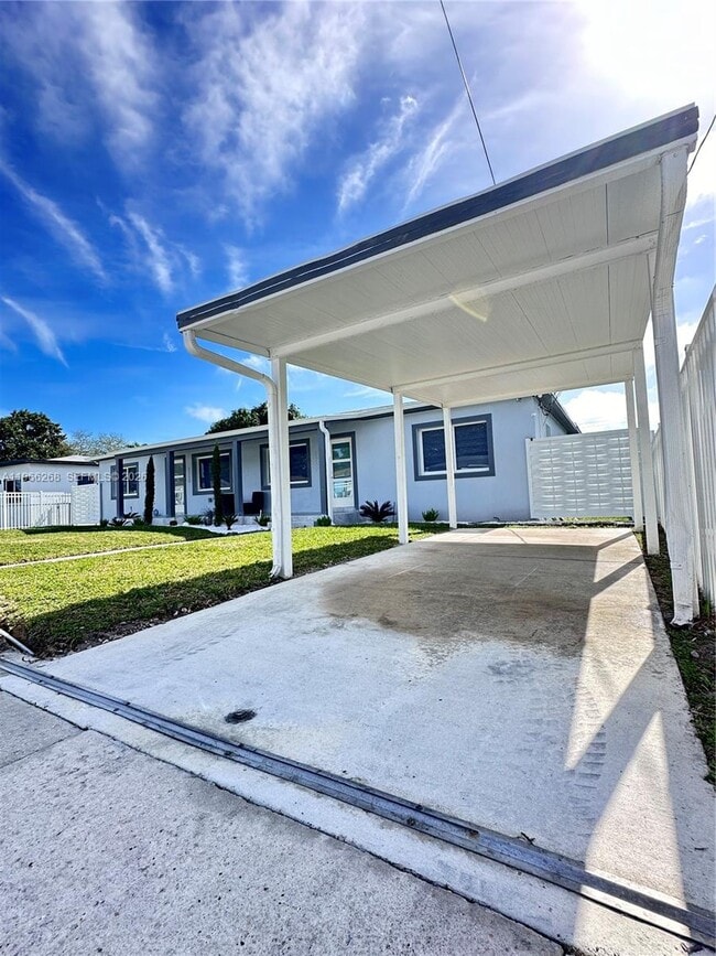 Building Photo - 1250 NW 57th St