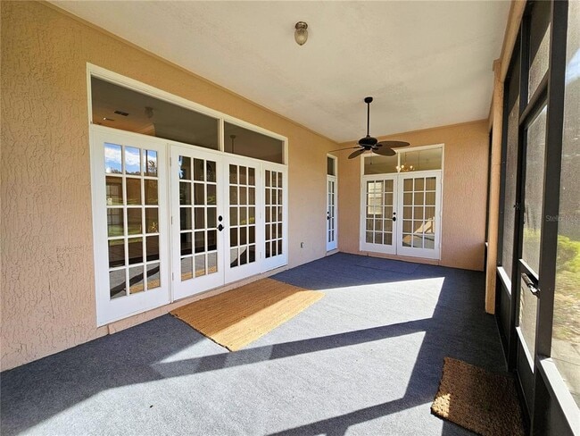 Building Photo - 15404 Thoroughbred Ln