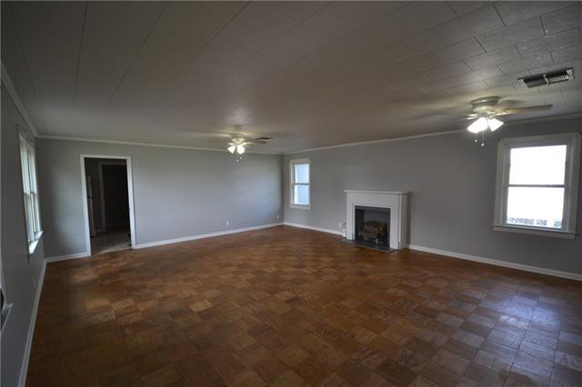 Building Photo - 118 Easy St